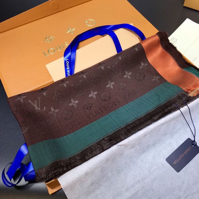 Louis Vuitton Scarf LVS00174